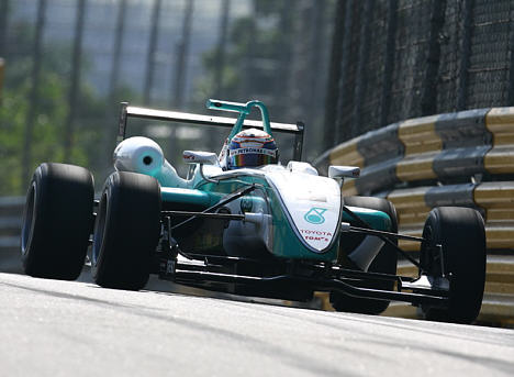 Pole position til TOMS køreren Carlo van Dam.